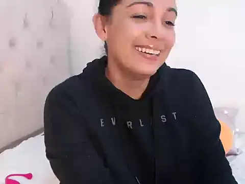 camii_7 - Camii_7's free webcam