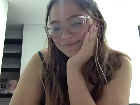 lola_r_ - LOLA_R_'s free webcam