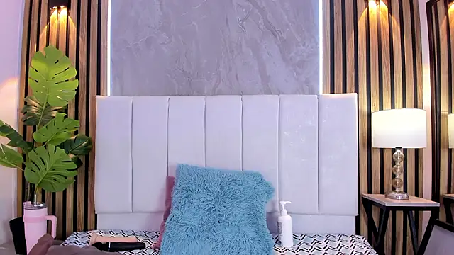 Carlotta_de_velour webcam