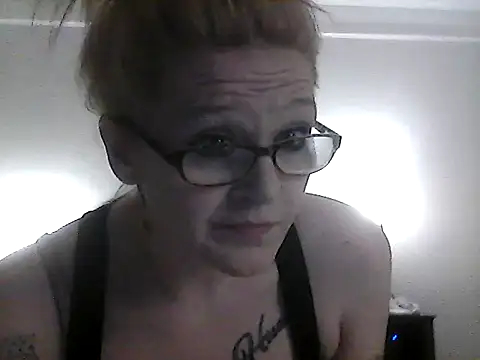 mickeysmallory9787 - MickeysMallory9787's free webcam