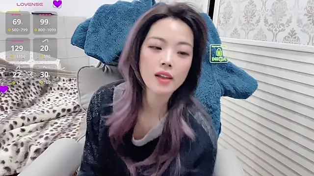 holiland (F milf) - 我人气不行 但我气人还行~