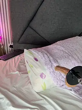 nicolette_sweet_ - Nicolette_sweet_'s free webcam - UK Sex Cams