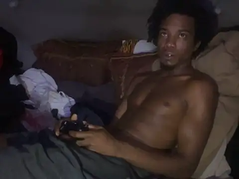 SlimeCrownzOut5 webcam