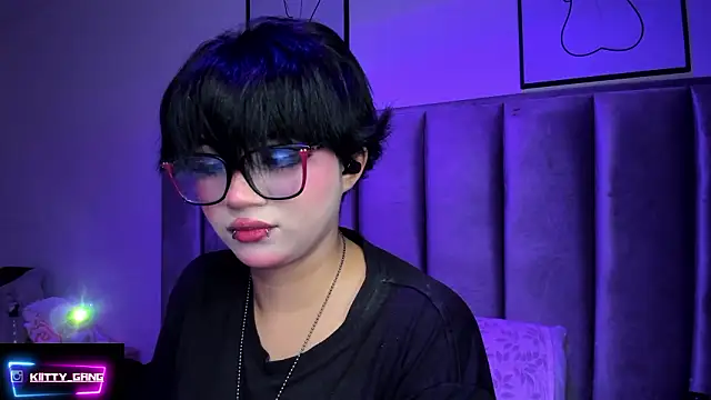 Kitty_Gang webcam