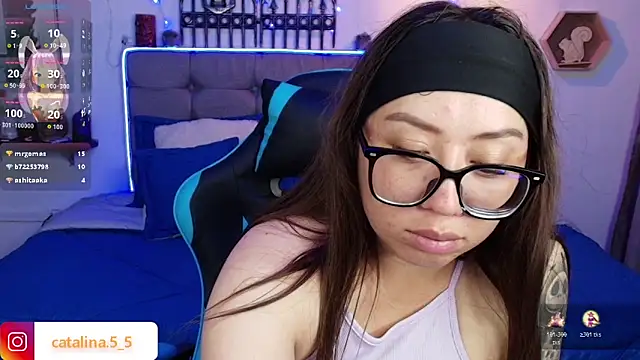 Kata_Bigboobs webcam