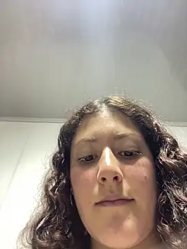 lizzy_luminair webcam