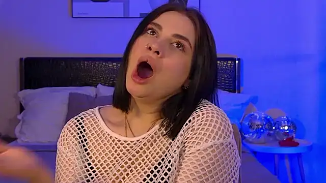 AdrianaTorres webcam