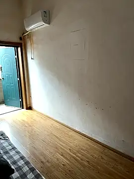 xiiuuff18 - Xiiuuff18's free webcam