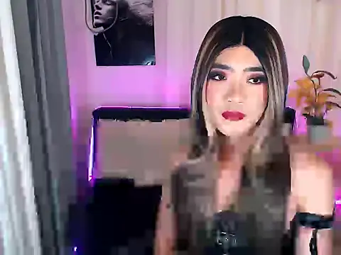 HeavenlyHugeCock webcam