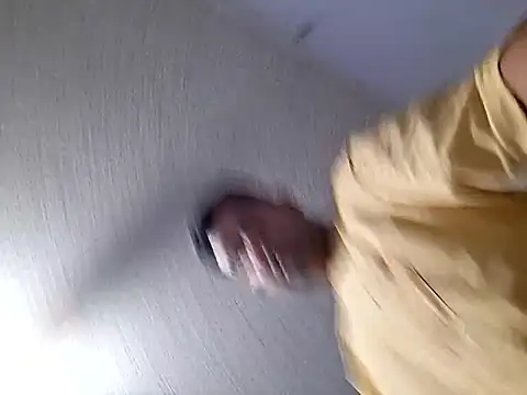 Hrnymanedawg13 webcam