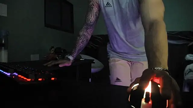 dominatofstupid - Dominatofstupid's free webcam - UK Sex Cams