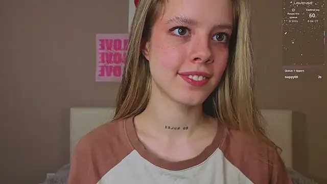 TiffinyMergist webcam