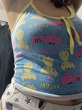 lizzy_luminair webcam