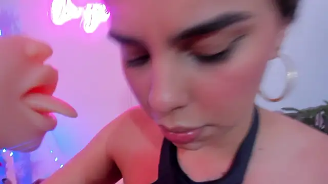 crisbell_lopez webcam