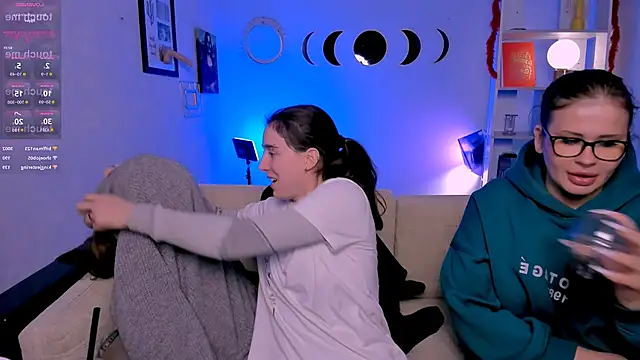 khloebeauty Live Webcam on Stripchat