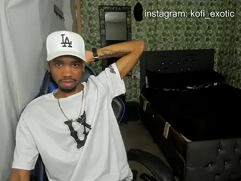 Kofi_exotic_2 webcam