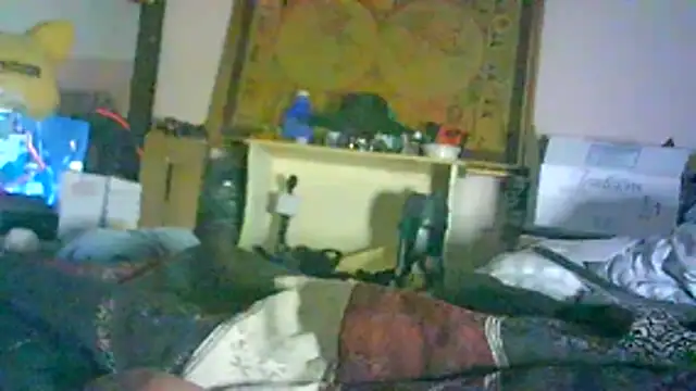 ON3YOULLN3VER_FIR3 webcam