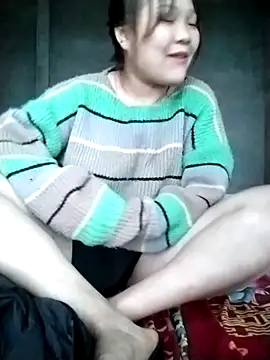 m-mbae - M-mbae's free webcam