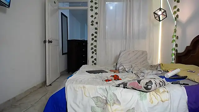 ivonne__hott1 webcam