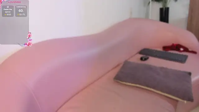 ayha_khalaf - Ayha_khalaf's free webcam