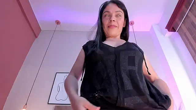 annabroooks - AnnaBroooks's free webcam