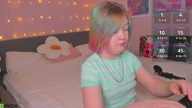 sara_robinson - Sara_Robinson's free webcam