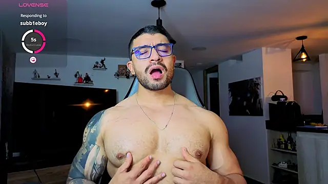 Michael_Diamond webcam