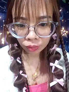 __Mai-love19__ webcam