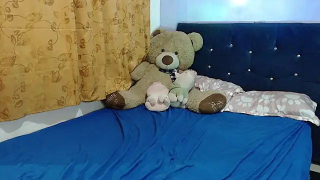 angelique_klane - ANGELIQUE_KLANE's free webcam