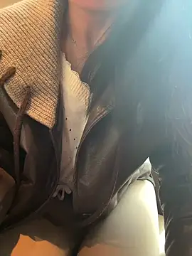 yimisun01 - Yimisun01's free webcam