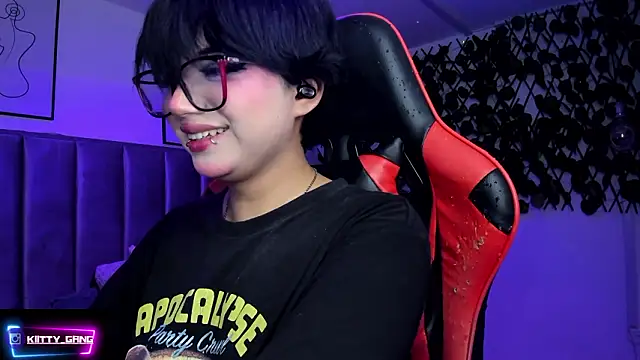 Kitty_Gang webcam