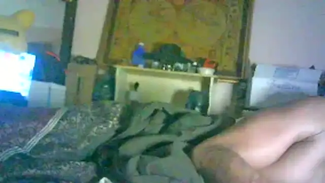 ON3YOULLN3VER_FIR3 webcam