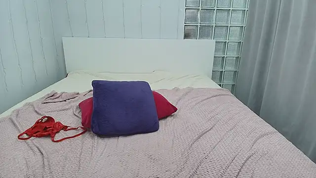 Brightly_Heizer webcam