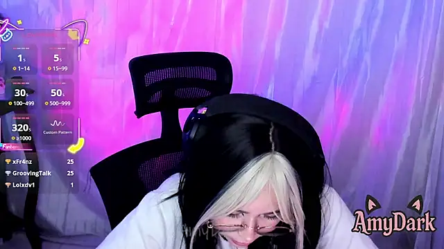 _AmyDark webcam