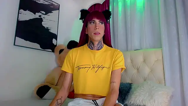 Julia_Bulette1 webcam