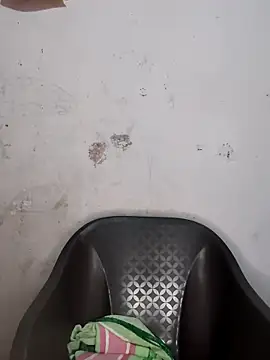 Hotcouplepriya webcam