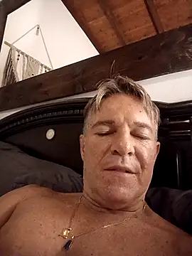 tommylopez - TommyLopez's free webcam