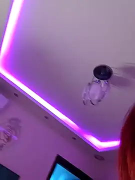 Virginass2000 webcam