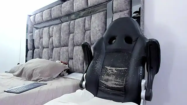 malconstonne - MalconStonne's free webcam - UK Sex Cams