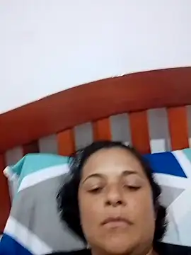 givelove1 - GiveLove1's free webcam