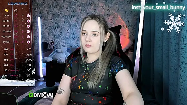 your_small_bunny - Your_small_bunny's free webcam