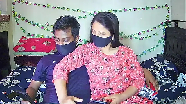 younger_couples - Younger_Couples's free webcam - UK Sex Cams