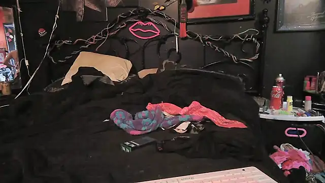 splash_queen420 - Splash_Queen420's free webcam - UK Sex Cams