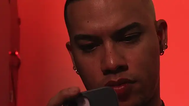 AlphaMasterXxx webcam