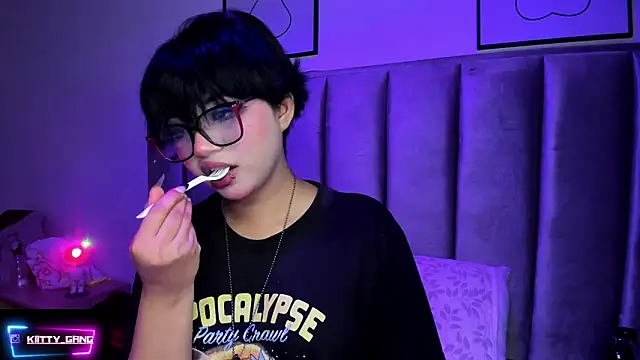 Kitty_Gang webcam