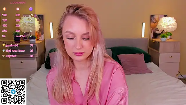 kiraruiz - KiraRuiz's free webcam - UK Sex Cams