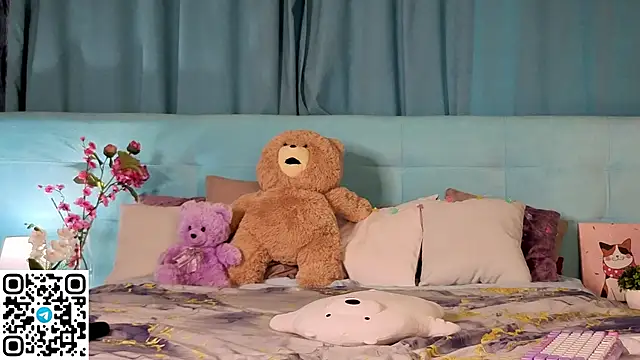 Aurora_Bennet webcam