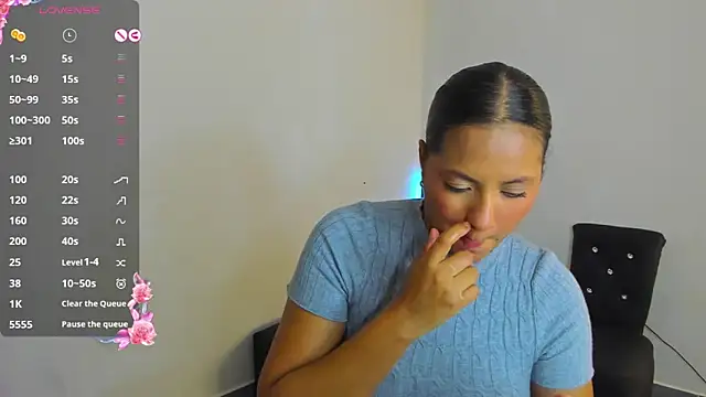 domi_hot123 - Domi_hot123's free webcam