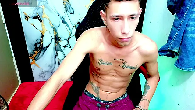 The_latin_boy webcam