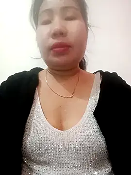 Reema_143 webcam